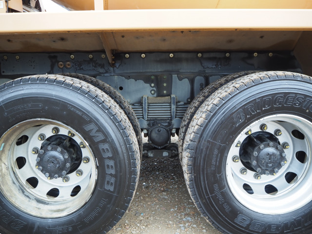 日野 プロフィア 大型 ミキサー車 QPG-FS1AKDA(110552) 32枚目