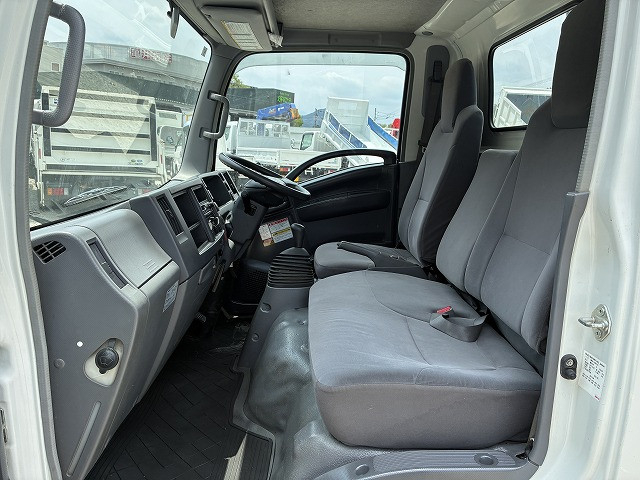 マツダ タイタン 小型 平ボディ（クレーン付） BDG-LMR85AR(110190) 31枚目