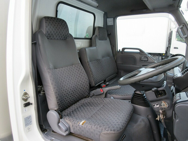 マツダ タイタン 小型 バン KR-LHR69N(7721) 32枚目