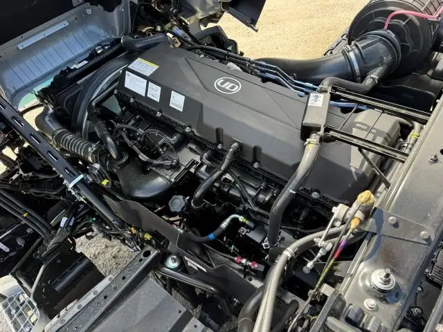 日産自動車 クオン 大型 トラクタ 2PG-GK6DAD(106848) 40枚目