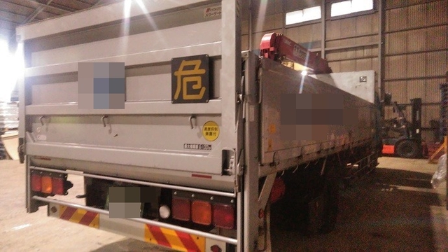 三菱ふそう ファイター 増トン 平ボディ（クレーン付） PJ-FK64FLZ(2815) 6枚目
