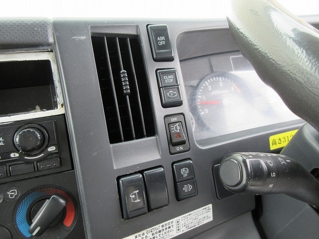 いすゞ エルフ 小型 バン TKG-NLR85AN(6708) 27枚目
