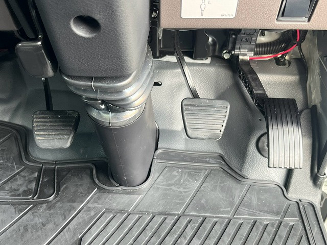 三菱ふそう キャンター 小型 塵芥車（プレス式） 2RG-FEAV0(112956) 36枚目