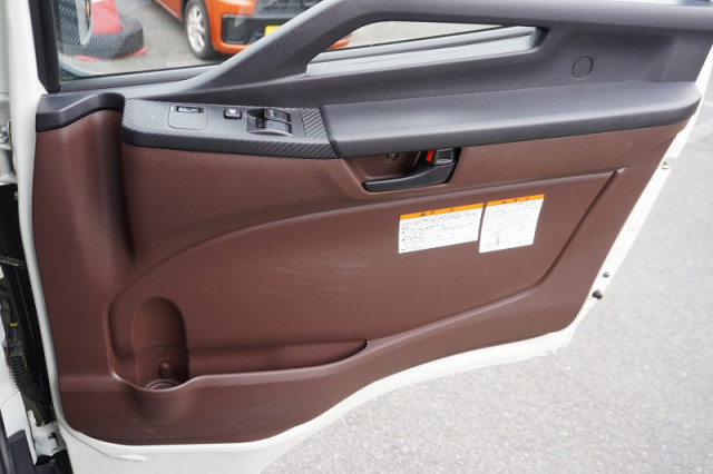 日野 レンジャー 中型 冷蔵冷凍バン 2KG-FD2ABA(107421) 41枚目