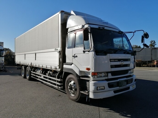 UDトラックス（日産） ビッグサム 大型 ウィング KL-CD48B(4826) 1枚目