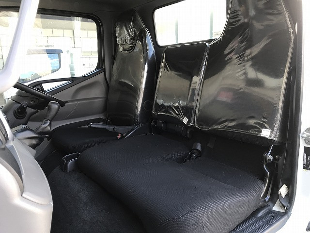三菱ふそう キャンター 小型 平ボディ TPG-FBA20(112633) 32枚目