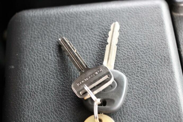 日野 プロフィア 大型 ウィング LKG-FR1EXBG(12070) 23枚目