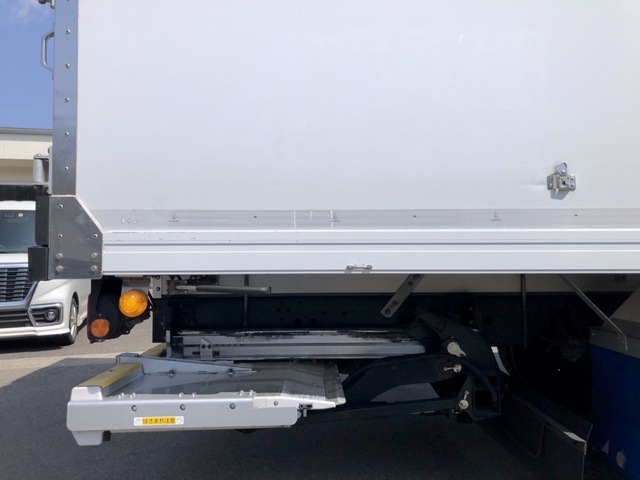いすゞ フォワード 中型 冷蔵冷凍バン TKG-FRR90S2(60873) 34枚目