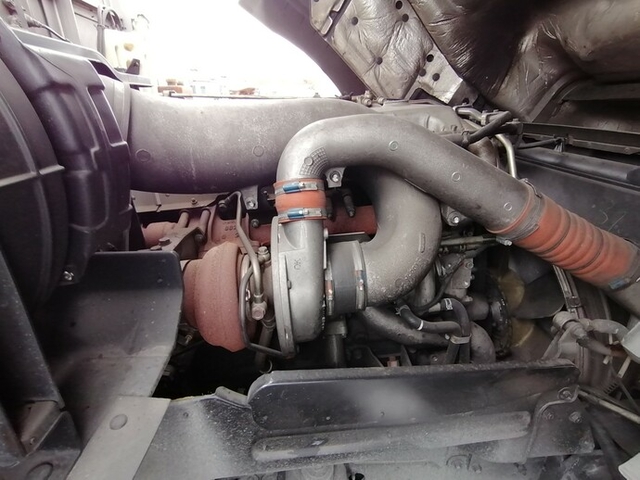 いすゞ ギガ 大型 平ボディ KL-CYL51V4(5608) 72枚目