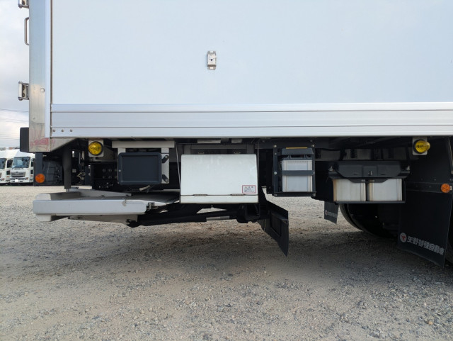 日野 プロフィア 大型 冷蔵冷凍バン 2DG-FW1AHC(110963) 33枚目