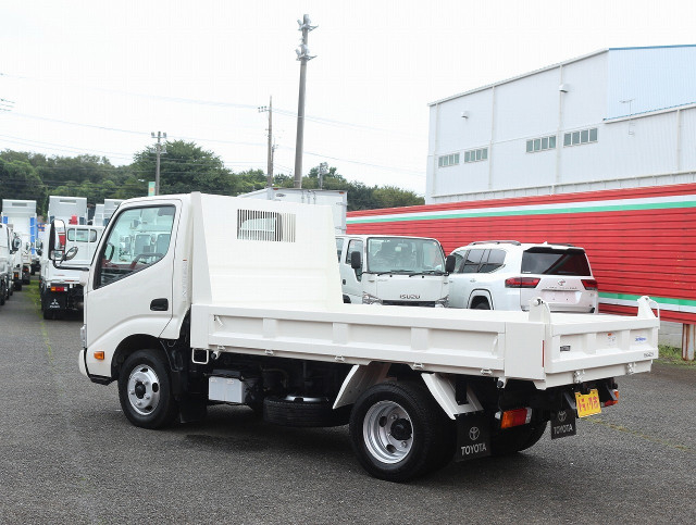 トヨタ ダイナ 小型 土砂ダンプ 2RG-XZC600D(111779) 9枚目
