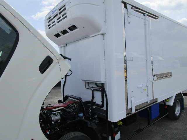 日野 デュトロ 小型 冷蔵冷凍バン 2WG-XZU656M(113591) 34枚目