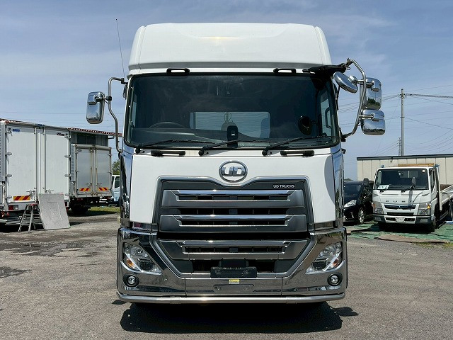 UDトラックス（日産） クオン 大型 トラクタ 2PG-GK5AAD(109385) 2枚目
