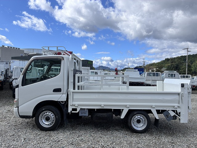 トヨタ トヨエース 小型 平ボディ TC-TRY220(113915) 4枚目