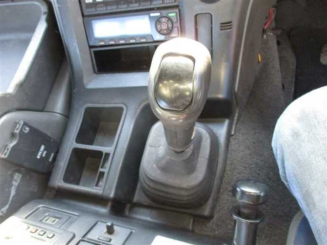 いすゞ ギガ 大型 トラクタ PDG-EXZ52J8(39869) 13枚目