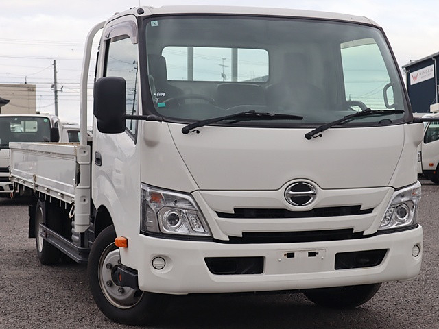 日野 デュトロ 小型 平ボディ 2RG-XZU710M(96073) 2枚目