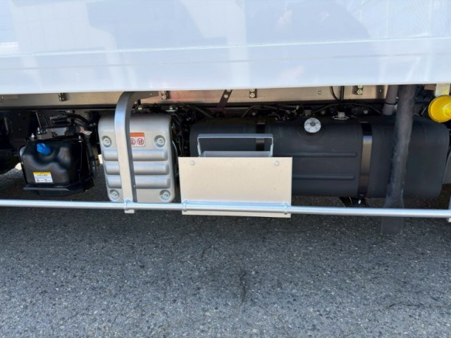 日野 デュトロ 小型 冷蔵冷凍バン 2WG-XZU713N(113249) 18枚目