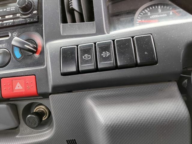 いすゞ エルフ 小型 平ボディ TKG-NHR85A(9401) 31枚目