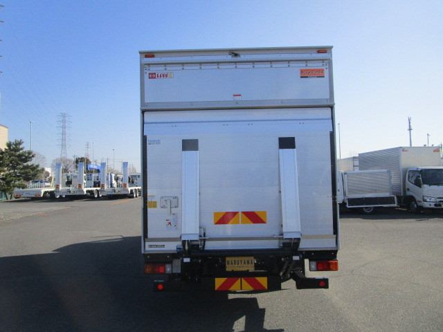 日野 デュトロ 小型 バン 2WG-XZU713N(113695) 8枚目