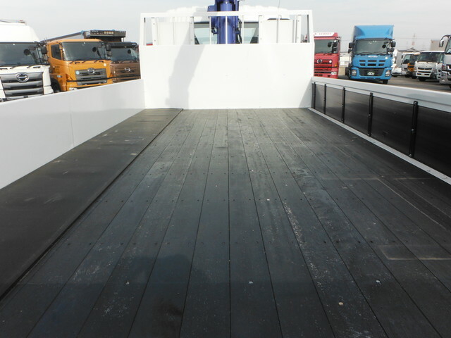 三菱ふそう ファイター 増トン 平ボディ（クレーン付） 2KG-FK62FZ(34894) 13枚目