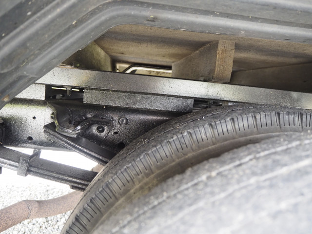 UDトラックス（日産） コンドル 小型 平ボディ（クレーン付） PB-BPS81AR(109528) 26枚目