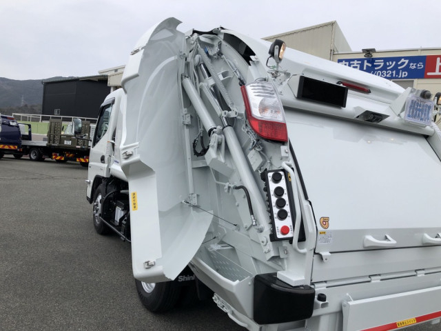 三菱ふそう キャンター 小型 塵芥車（プレス式） 2RG-FEAV0(105989) 22枚目