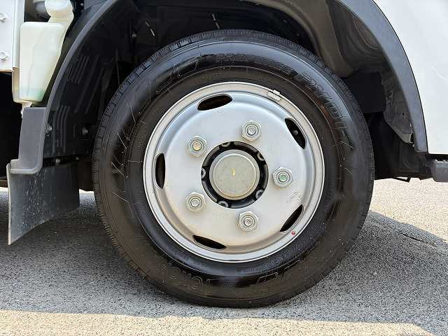 いすゞ エルフ 小型 平ボディ 2TG-NJR88AF(109409) 26枚目