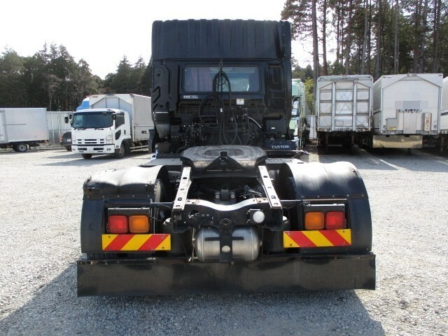 UDトラックス（日産） クオン 大型 トラクタ QPG-GK5XAB(9302) 5枚目