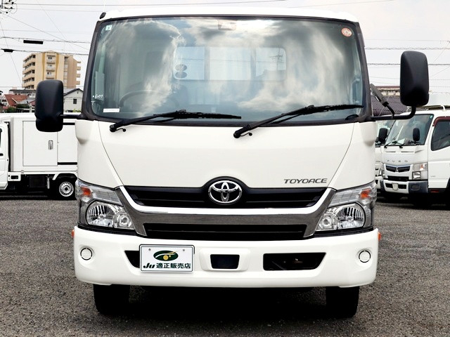 Toyota toyoace Small Flat body TPG-XZU710(109220) 3枚目