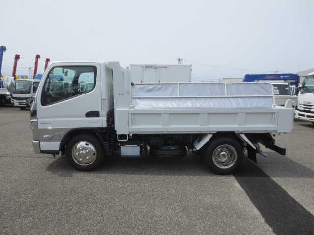 三菱ふそう キャンター 小型 土砂ダンプ 2RG-FBA60(103748) 9枚目