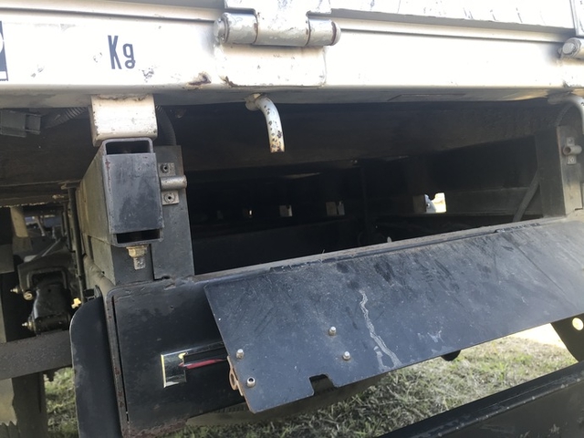 三菱ふそう キャンター 小型 平ボディ（クレーン付） SKG-FEB50(5811) 32枚目