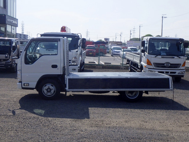 いすゞ エルフ 小型 平ボディ 2RG-NJR88A(110961) 32枚目