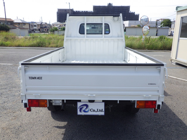 トヨタ タウンエース 小型 平ボディ DBF-S402U(109589) 5枚目
