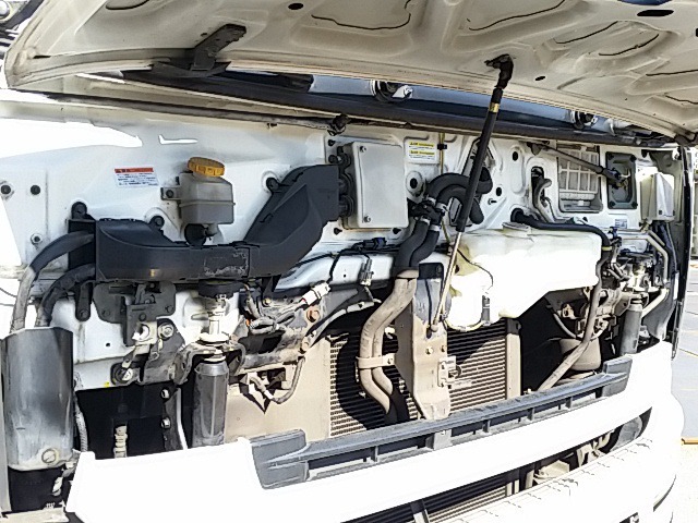 UDトラックス（日産） クオン 大型 トラクタ ADG-GW4XLG(8207) 41枚目