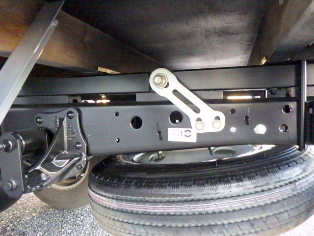 いすゞ エルフ 小型 平ボディ 2RG-NMR88AR(113967) 24枚目