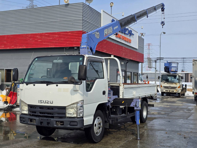 いすゞ エルフ 小型 平ボディ（クレーン付） BKG-NKR85AR(101445) 2枚目