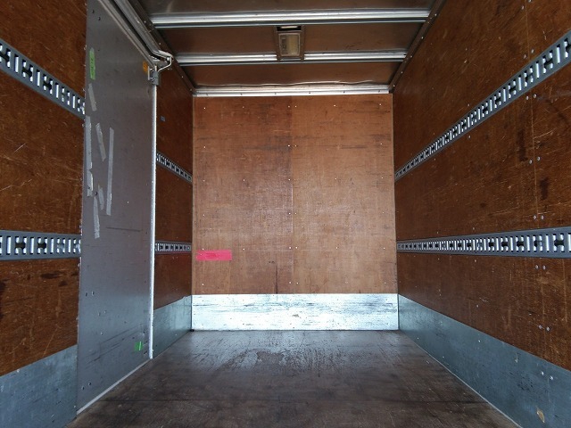 Isuzu elf Small Box body BKG-NMR85AN(11590) 16枚目