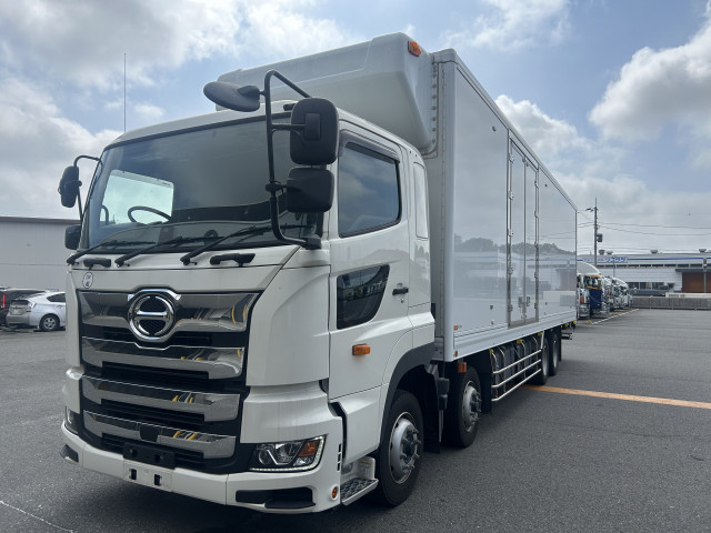 日野 プロフィア 大型 冷蔵冷凍バン 2DG-FW1AHC(111576) 1枚目