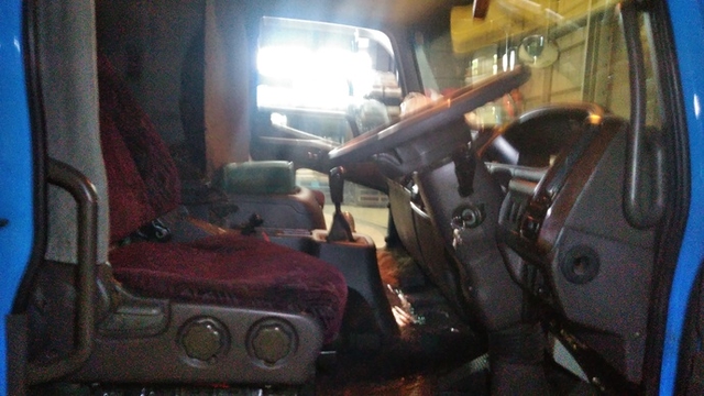 三菱ふそう ファイター 増トン 平ボディ（クレーン付） PJ-FK64FLZ(2815) 22枚目