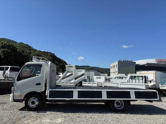 日野 デュトロ 小型 平ボディ 2RG-XZU720M(110124) 11枚目