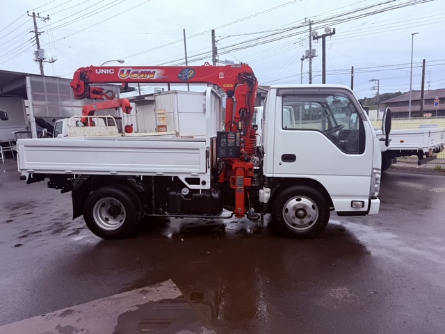 いすゞ エルフ 小型 平ボディ（クレーン付） TRG-NKR85A(112686) 4枚目