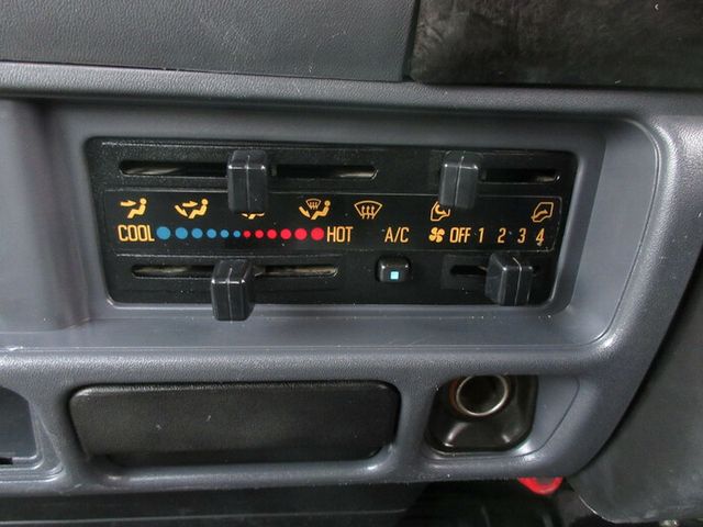 いすゞ エルフ 小型 平ボディ KR-NHS69A(8005) 32枚目