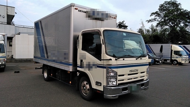 いすゞ エルフ 中型 バン PDG-NPR75N(3330) 1枚目