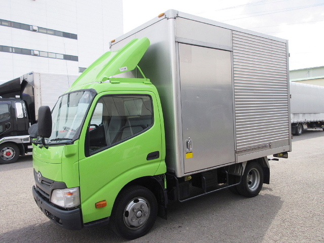 トヨタ ダイナ 小型 バン TKG-XZC605(8359) 1枚目