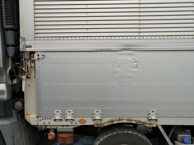 UDトラックス（日産） クオン 大型 ウィング ADG-CG4ZA(5393) 17枚目