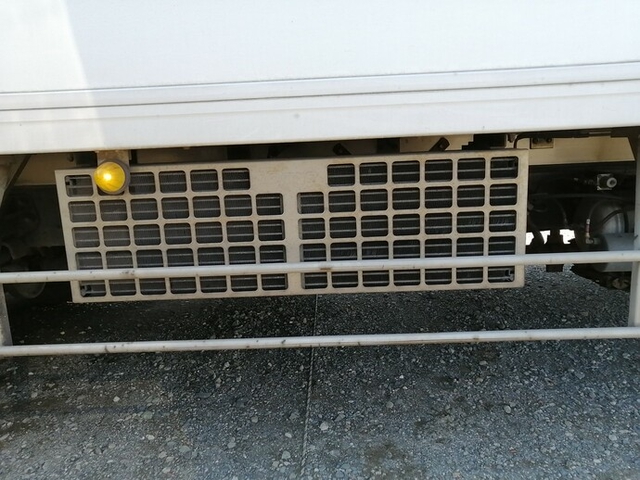 UDトラックス（日産） コンドル 中型 冷蔵冷凍バン PB-MK36B(5670) 55枚目
