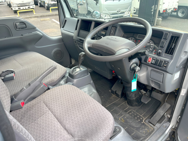 いすゞ エルフ 小型 平ボディ TRG-NHR85A(109239) 12枚目