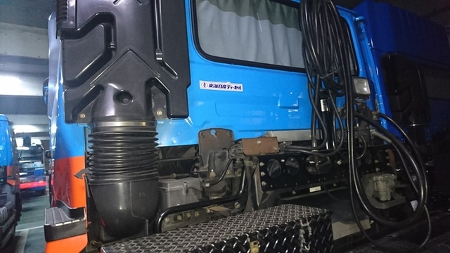 UDトラックス（日産） ビッグサム 大型 トラクタ KL-CK482BAT(1077) 28枚目