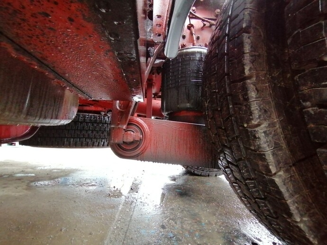 UDトラックス（日産） クオン 大型 トラクタ QKG-GK5XAB(5622) 17枚目