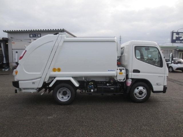 三菱ふそう キャンター 小型 塵芥車（プレス式） 2RG-FEAV0(113959) 8枚目